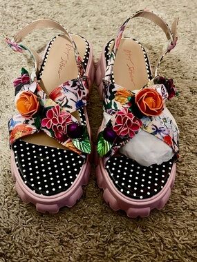 Betsey Johnson Pink Floral 3D Flower Platform Sandals